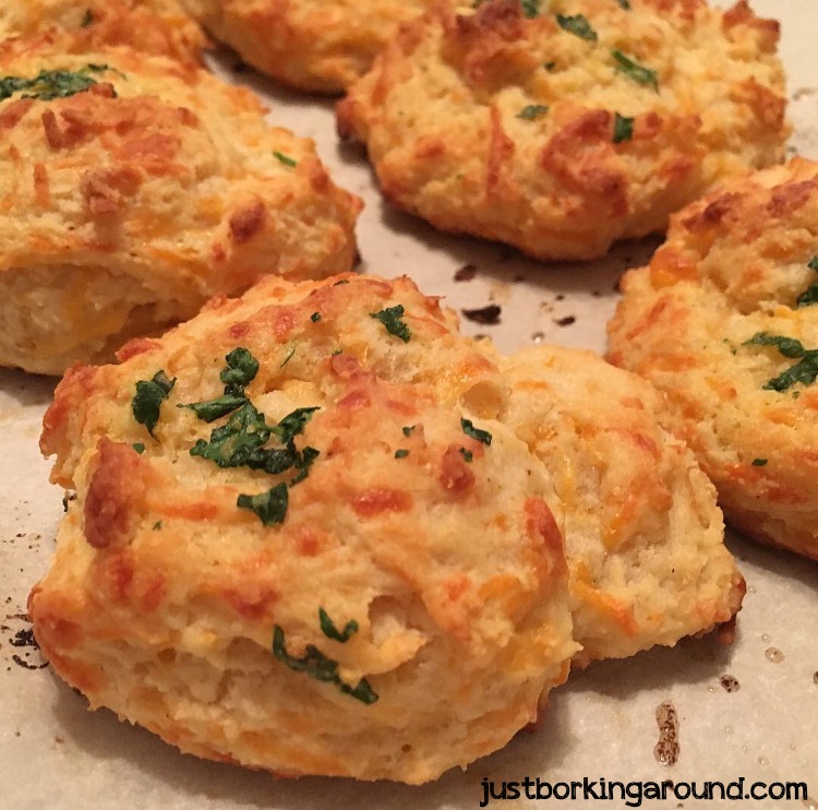 cheddar-bay-biscuits