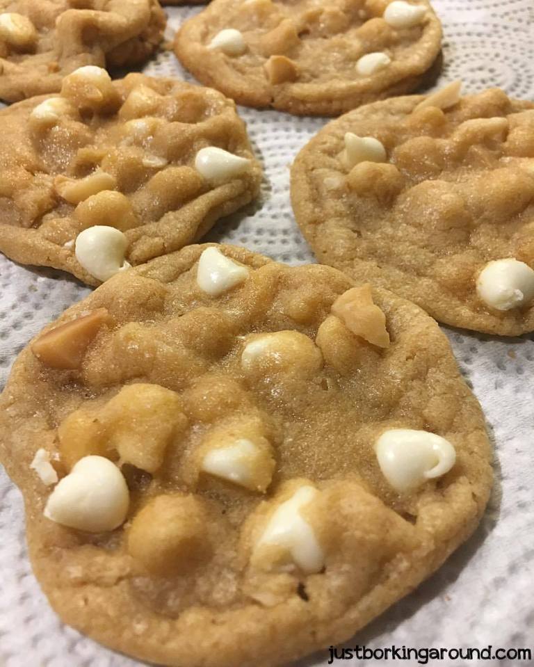 White Chocolate Chip Macadamia Nut Cookies